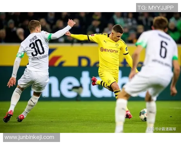 2017年德甲精彩对决多特蒙德迎战汉堡全场回顾与精彩瞬间分析 2017年德甲精彩对决多特蒙德迎战汉堡全场回顾与精彩瞬间分析