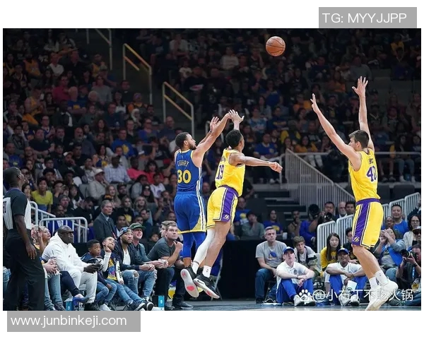 汤普森成功复出，比赛中独取25分助力球队胜利