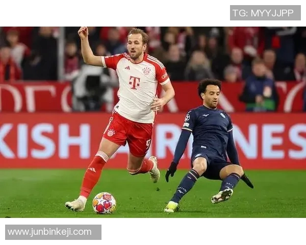 里昂主场遭拜仁重创0比3惨败无缘晋级欧冠淘汰赛