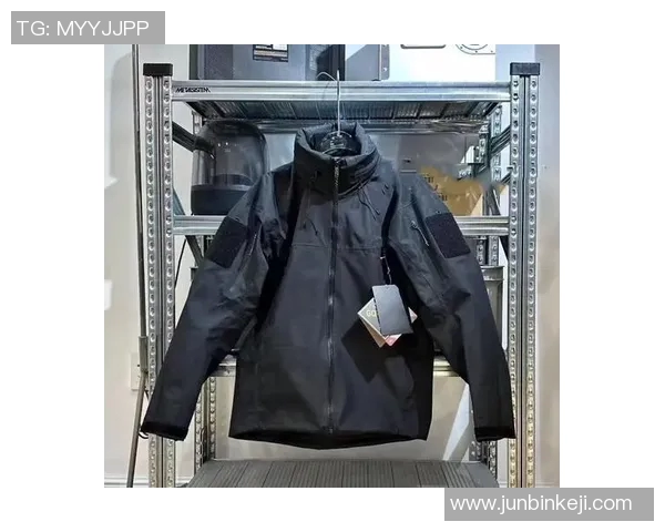 如何挑选适合自己的冲锋衣让你在户外活动中更舒适自在 如何挑选适合自己的冲锋衣让你在户外活动中更舒适自在