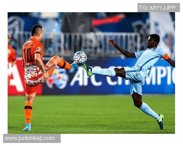 山口雷诺与新泄天鹅的激烈对决揭示足球战术的博弈与魅力