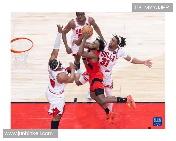 伊曼纽尔奎克利在NBA赛季中的成长与突破之路分析